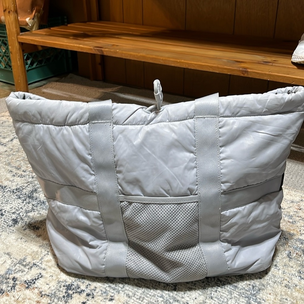 Under Armour Light Gray Quilted Tote Bag